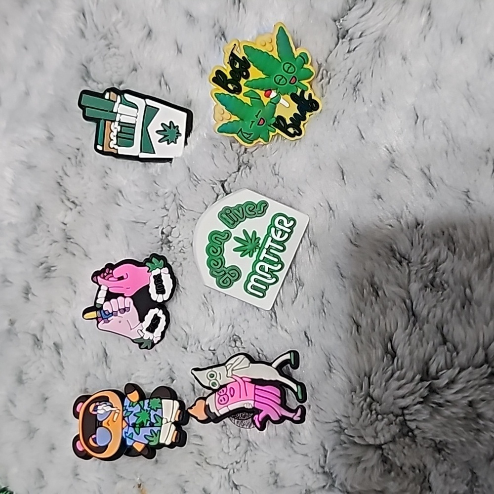 6 pcs 420 Mary Jane Shoe Charms